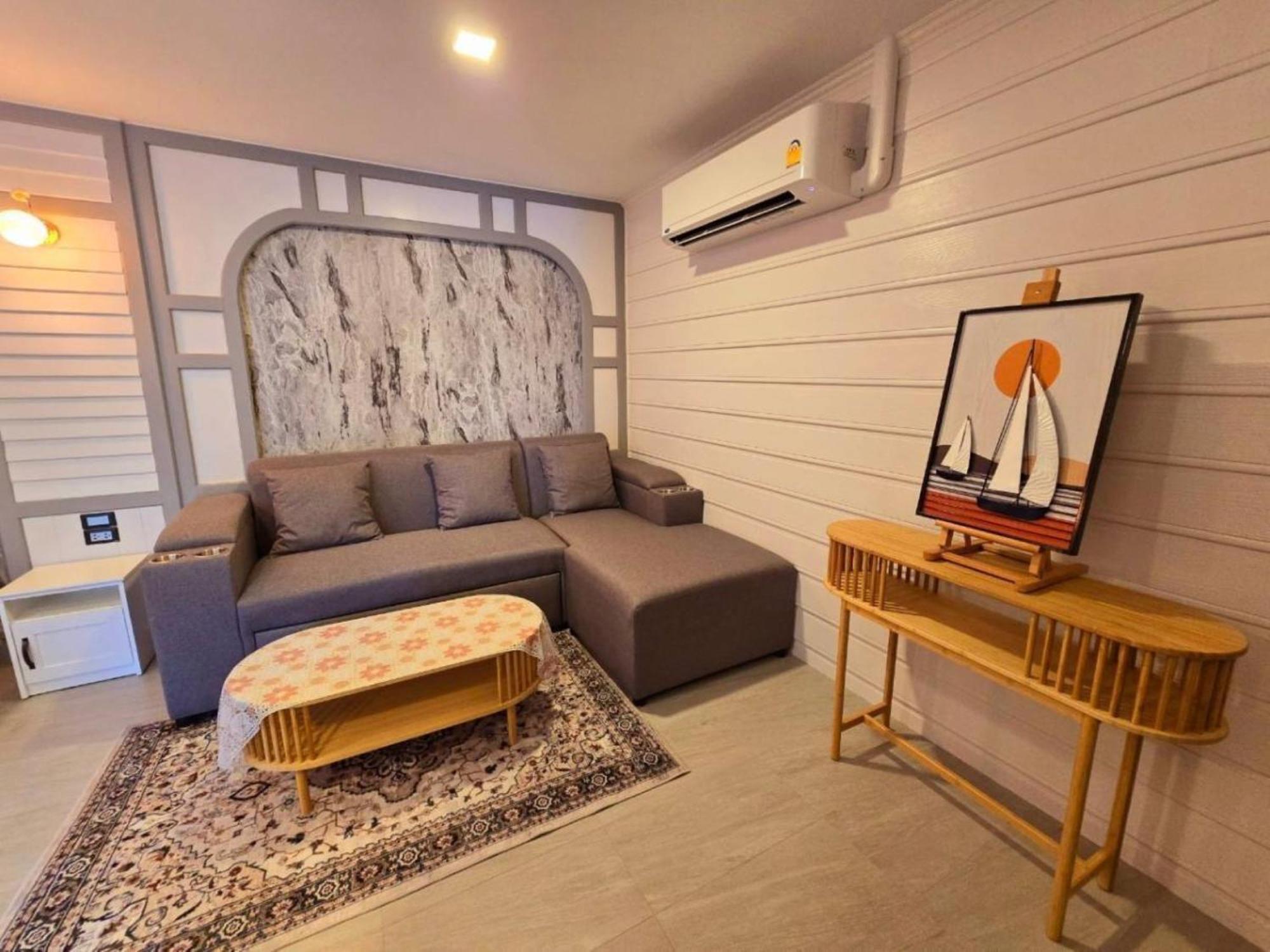 Ip Homestay *